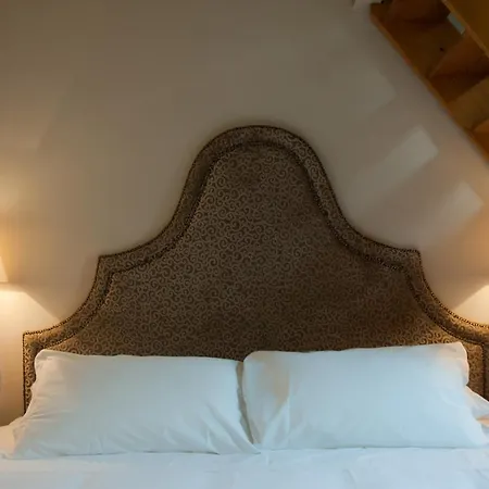 Nove Guest House-3