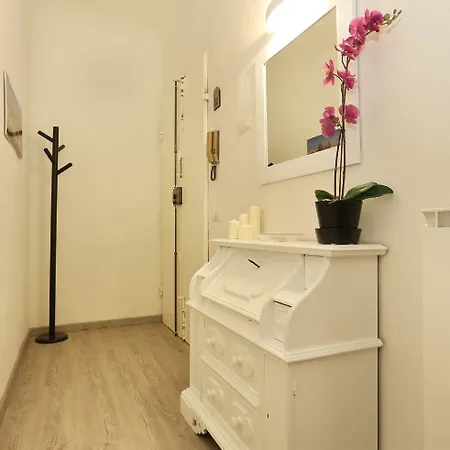Cristina Suite-3