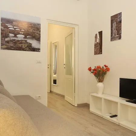 Cristina Suite-2