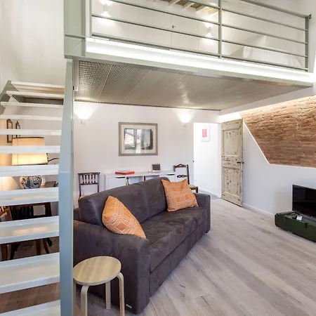Bbcharme La Casa Sui Tetti-2