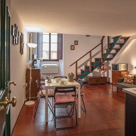 Mamo Florence - Borgo San Jacopo Apartment-3
