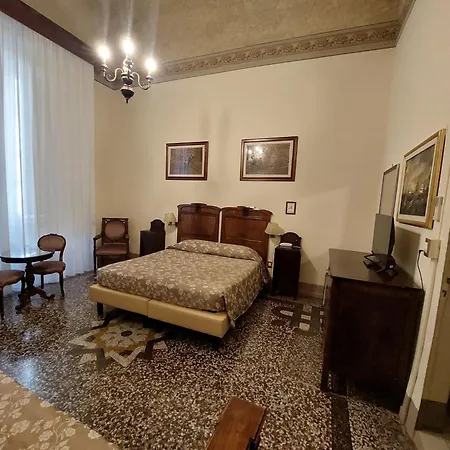 Hotel Villa Liana-3