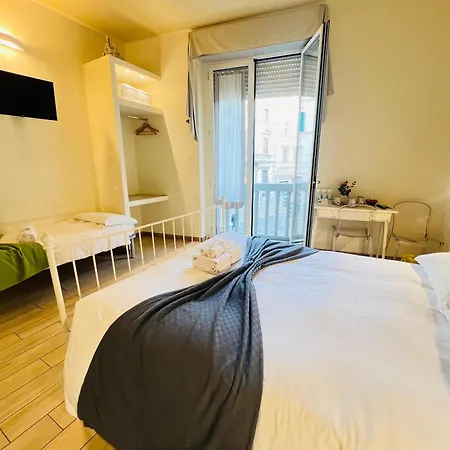 Bed & Bed Peterson-2