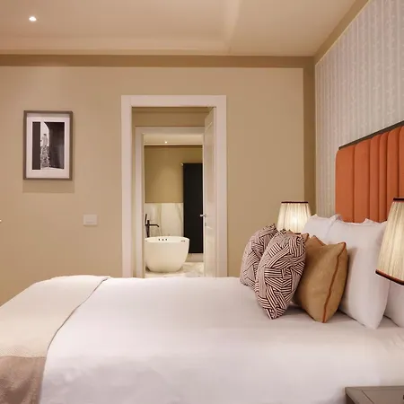 Luxury Apartments By Palazzo Portinari Salviati-3