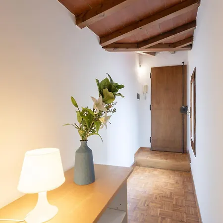 Florence Apartments In Great Location-2