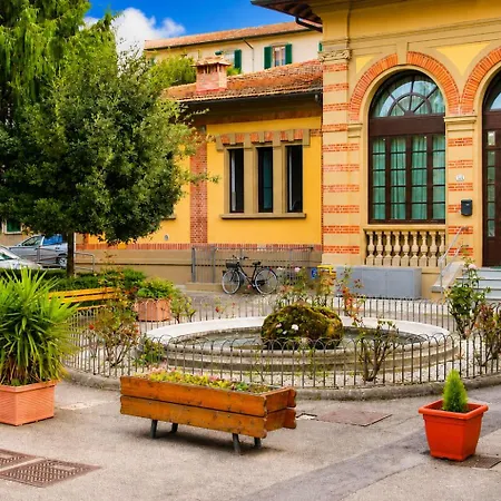 Bronzino 53 - Flat With Parking-2