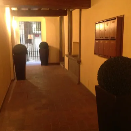 Apartment Della Seta-3