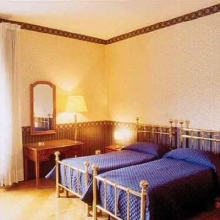 Hotel Ritz-3