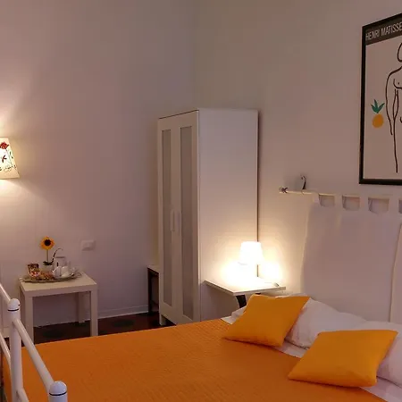 Lucretia House-3