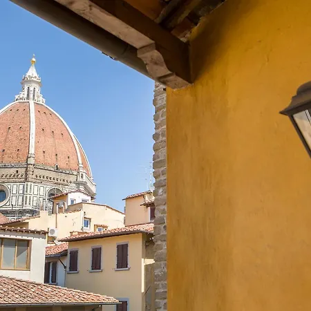 Typical Florentine Apartment-3