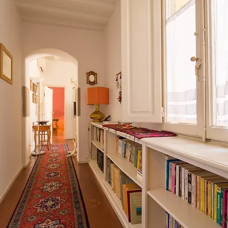 Typical Florentine Apartment-2