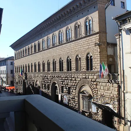 Lost In Florence-2