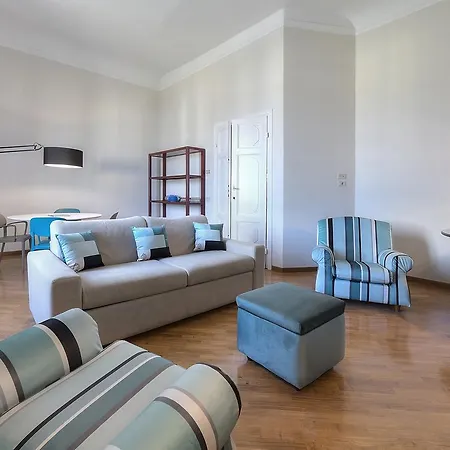Family Apartments Rinascimento Palace-2