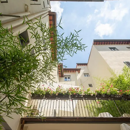 Carapelli Apartments-3