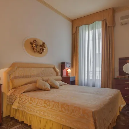 Florence Dream Domus-3