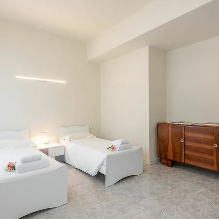 Ognissanti 3 Bedrooms-3