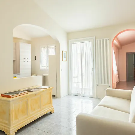 Ognissanti 3 Bedrooms-2