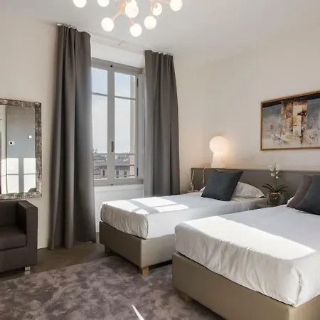 Apartments Florence - Duomo Contemporary-3