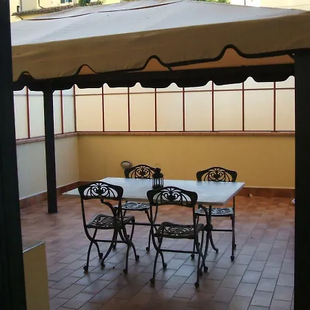 Pier Capponi Apartment-2