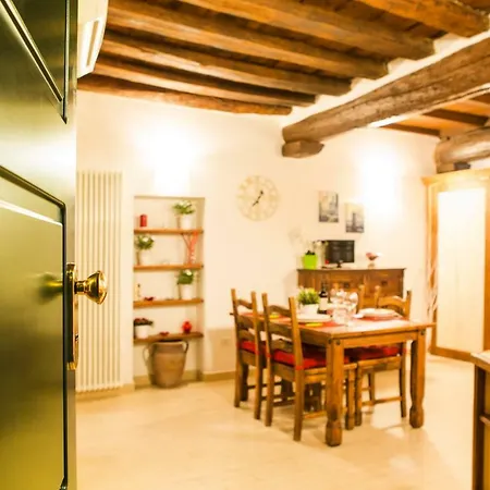 Art Apartment Vicolo Del Panico-2
