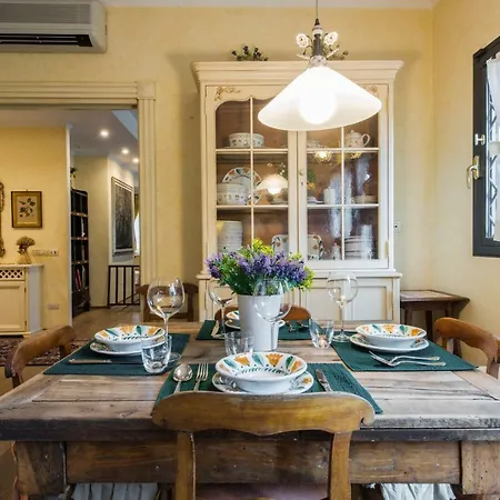 Stylish Florentine Villa In The City With Pool Plus-3