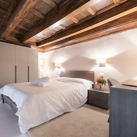 Scala Apartments Via Borgo Pinti-2