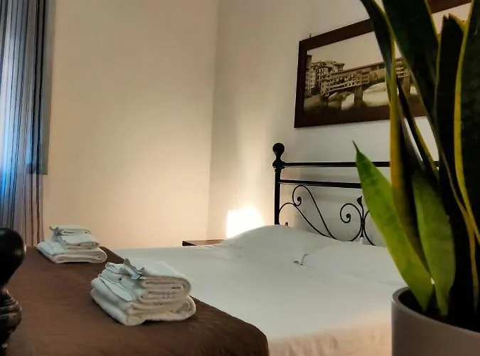 Nice & Roomy Apartment Behind The Uffizi Museum