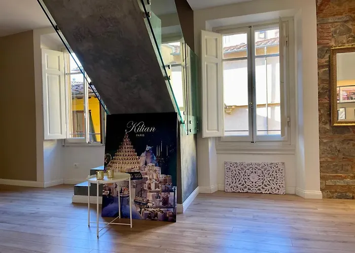 Luxury Apartment In City Center