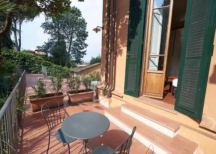 Villa Storica Apt - Dolcevita Holiday Florence