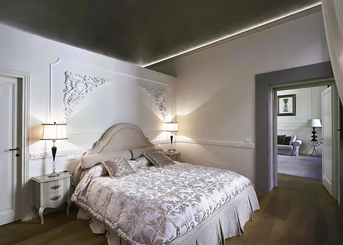 Luxury Apartment Rucellai