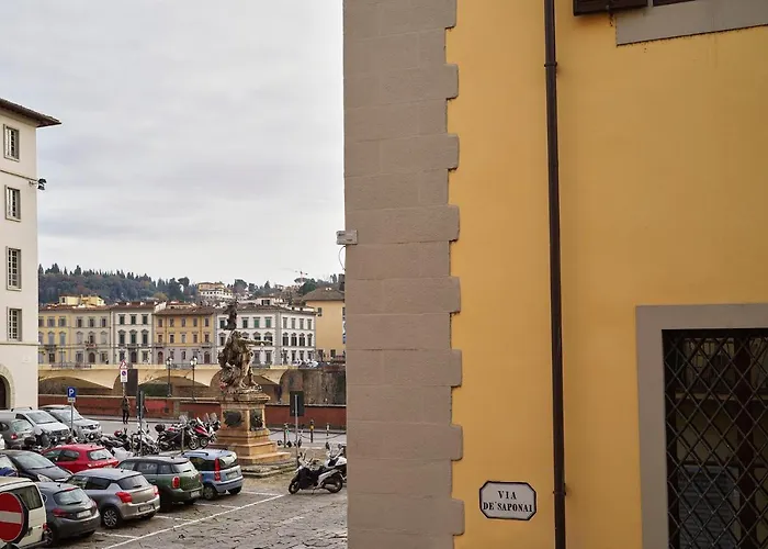 3 Master Bedrooms With Balcony On The River With Views Firenze che accetta animali
