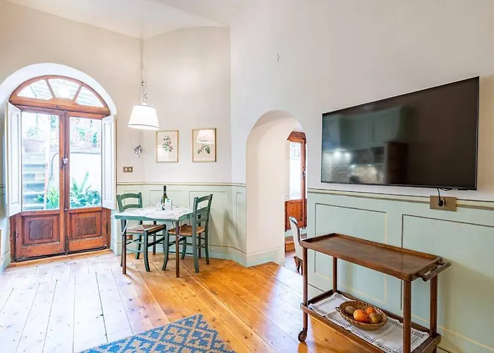 Central And Cosy Pied-A-Terre W/ Free Parking