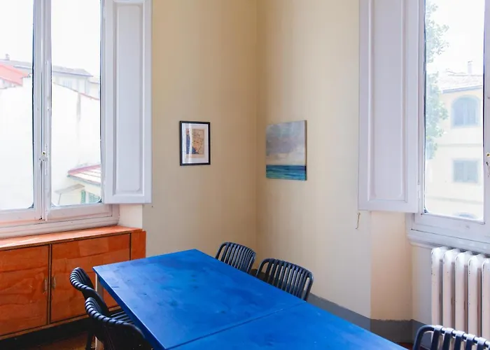 Comfy Big Apartment Outside Ztl