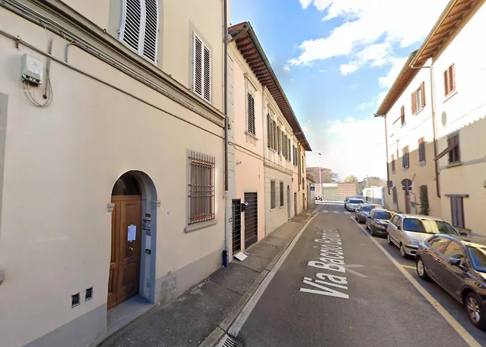 Indipendent Studio Apartment With Terrace - Parking Florencia