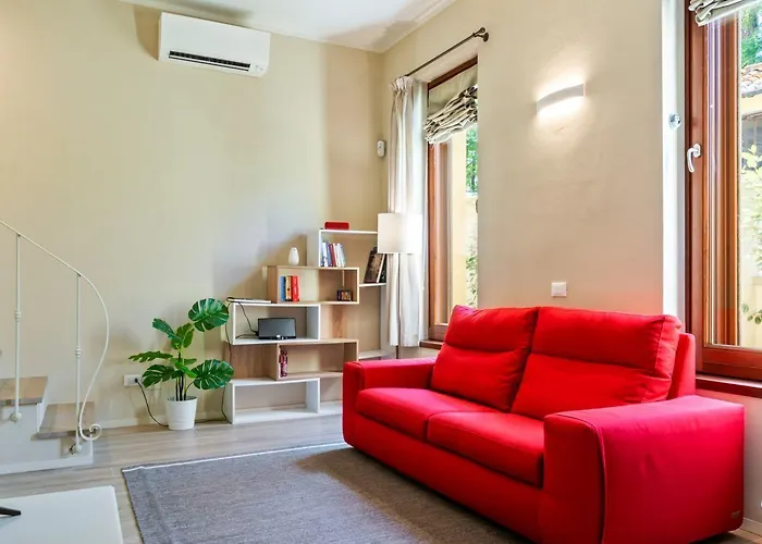 Guesthost - Piazzale Michelangelo Modern Flat Apartment Florence