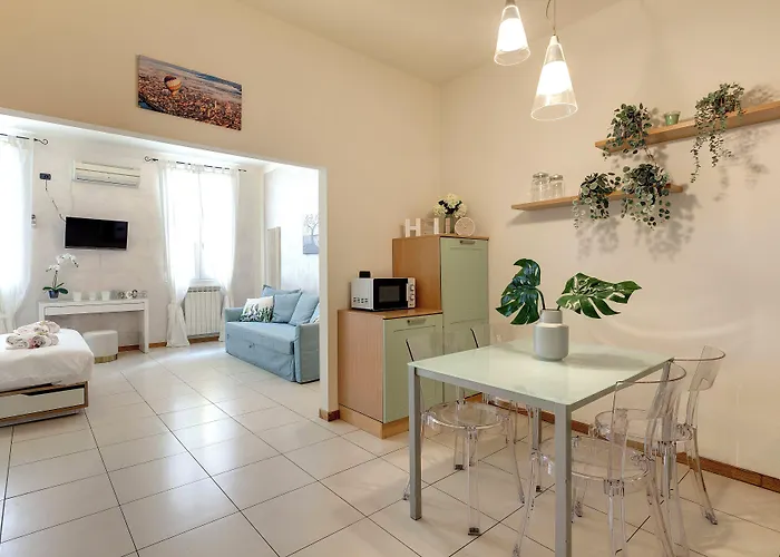Pet friendly Charlize Apartment By Mamo Florence