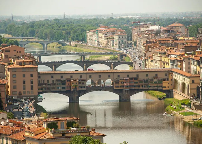 Cozy Apartment Near Ponte Vecchio