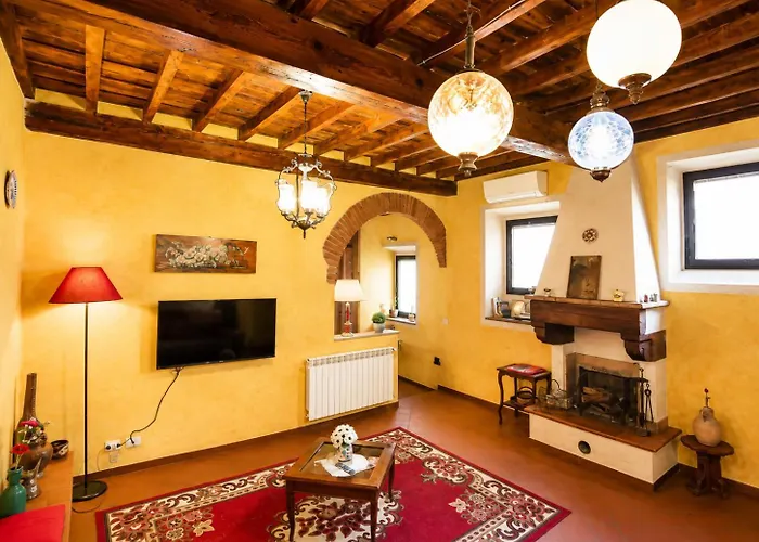 Real Rustic Tuscany Style In Center Florence