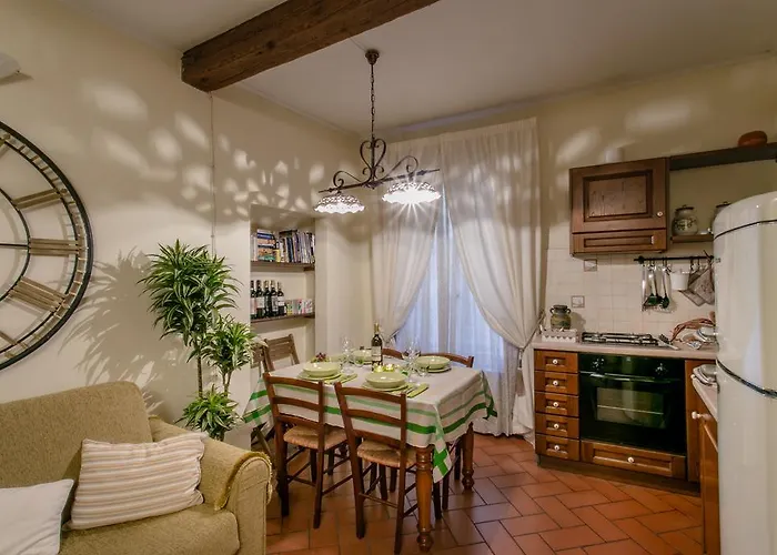 Florence Tower Apartment