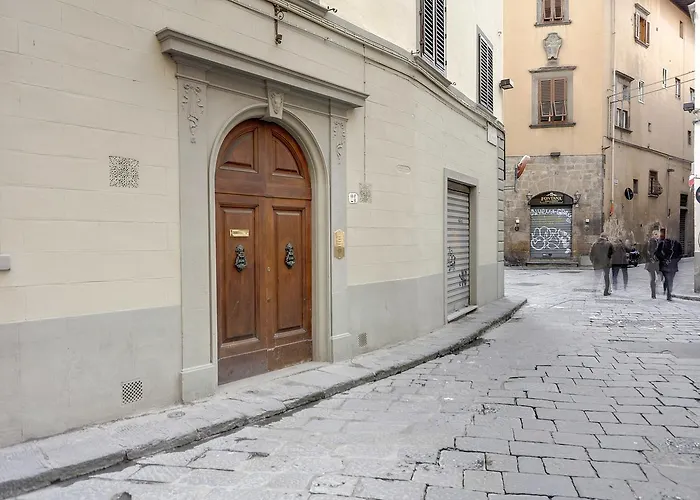 Il Moro Apartment By Mamo Florence