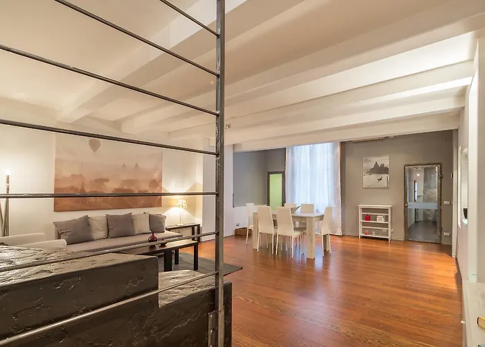 Huisdiervriedelijke Serragli Loft Florence