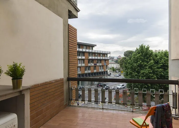 Guesthost - Porta Al Prato Cozy Apartment Florence