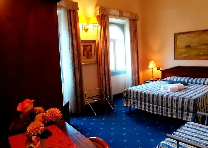 Hotel Enza