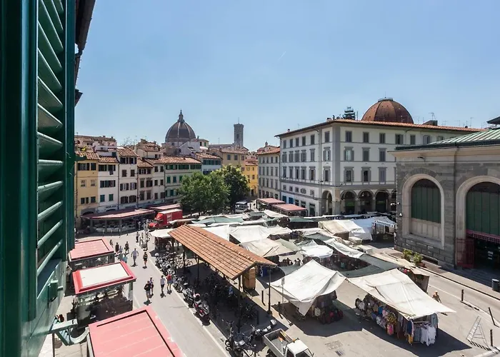 Piazza Del Mercato Centrale