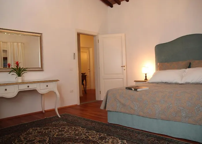 Florence View Apartments