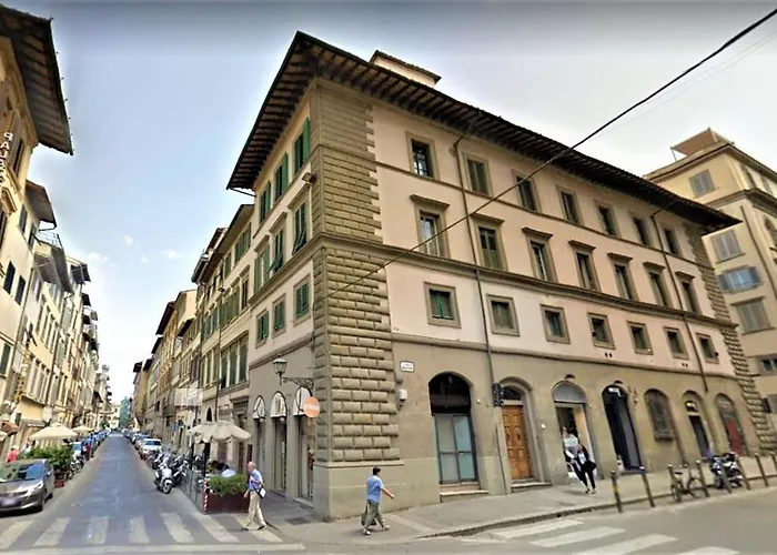 Historic Center Apartment - Next To The River, All Attractions - By LikehomeFirenze che accetta animali